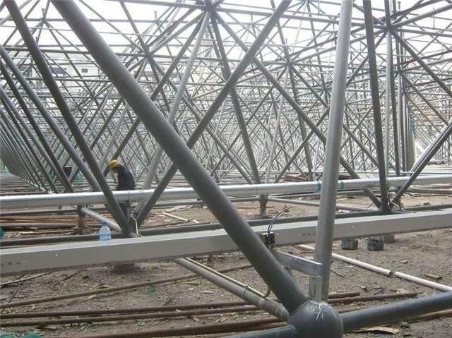 眉山盘点螺栓球网架对选材方面的4点要求